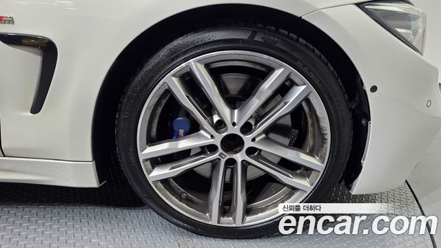 BMW 4 Series (F32) 430i M Sport Coupe 2020 — фото 21