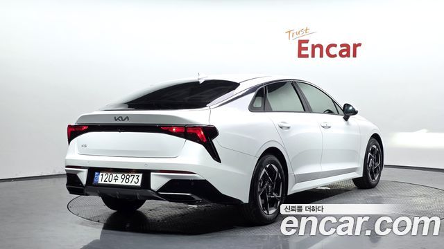 Kia K5 (III) 2.0 Prestige 2024 — фото 2