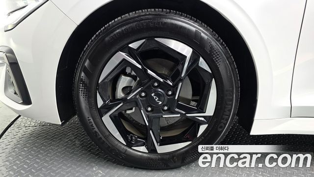 Kia K5 (III) 2.0 Prestige 2024 — фото 5