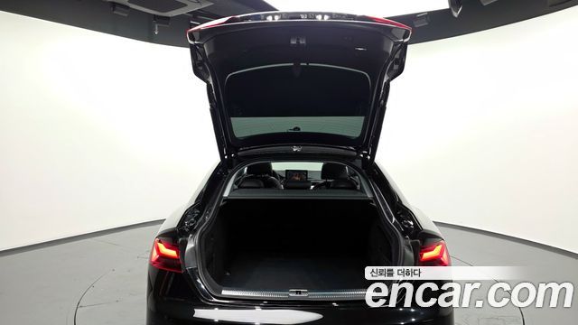 Audi A5 (F5) 40 TFSI Quattro Sportback 2022 — фото 31