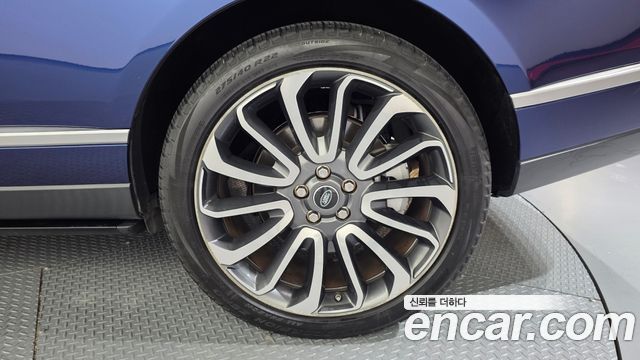 Land Rover Range Rover (IV) 5.0 SC AB 2015 — фото 21