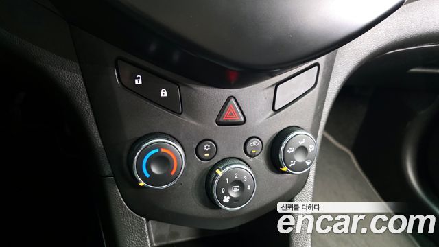 Chevrolet Aveo Sedan 1.4 Turbo L 2017 — фото 17