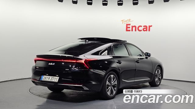 Kia K8 Hybrid Signature 2022 — фото 2