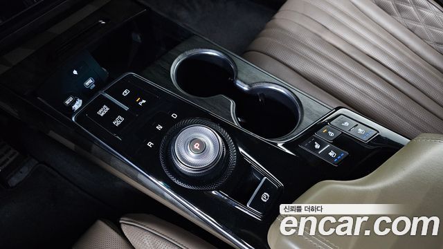 Kia K8 Hybrid Signature 2022 — фото 9