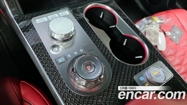 Genesis GV80 Coupe 3.5T e-S/C Gasoline AWD 2024 — фото 9