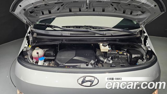 Hyundai Staria Cargo 5-Seater Modern 2022 — фото 6