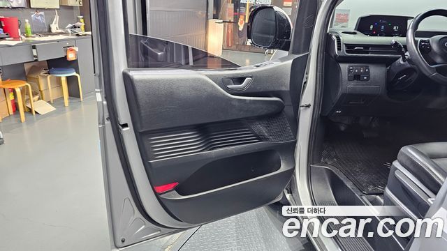 Hyundai Staria Cargo 5-Seater Modern 2022 — фото 24