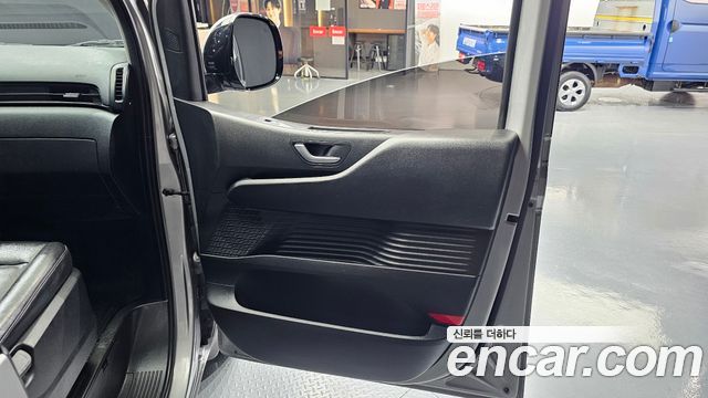 Hyundai Staria Cargo 5-Seater Modern 2022 — фото 25