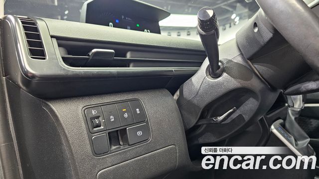 Hyundai Staria Cargo 5-Seater Modern 2022 — фото 29