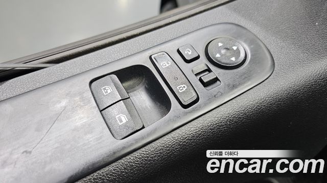 Hyundai Staria Cargo 5-Seater Modern 2022 — фото 30