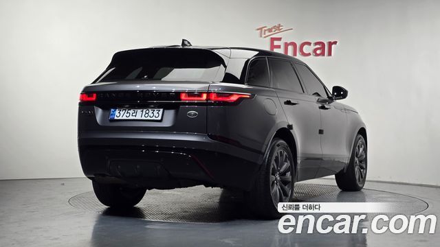 Land Rover Range Rover Velar 2.0 D240 R-Dynamic SE 2018 — фото 2