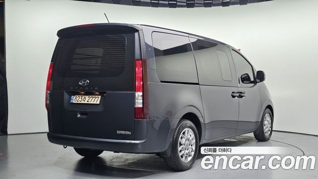 Hyundai Staria Cargo 5-Seater Modern 2023 — фото 2