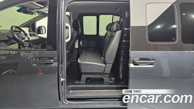 Hyundai Staria Cargo 5-Seater Modern 2023 — фото 11