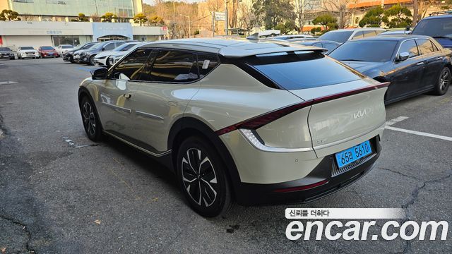 Kia EV6 Long Range Air 2024 — фото 6