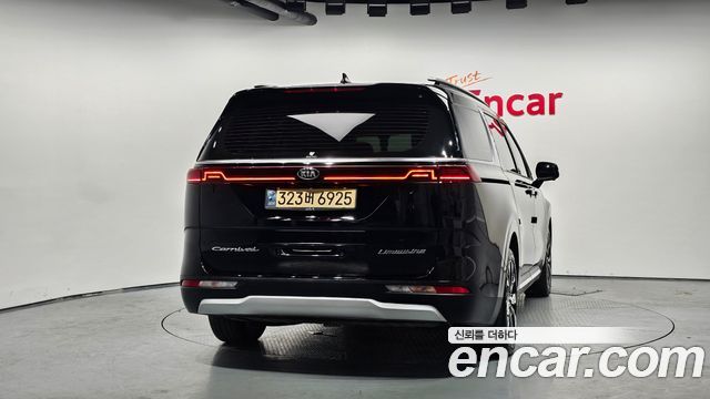Kia Carnival (IV) Diesel 7-Seater Signature 2021 — фото 4