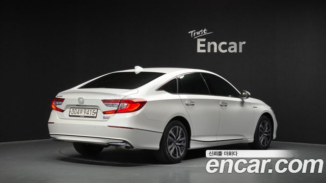 Honda Accord (X) 2.0 Hybrid Touring 2019 — фото 2