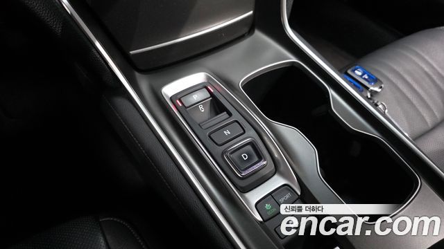 Honda Accord (X) 2.0 Hybrid Touring 2019 — фото 9