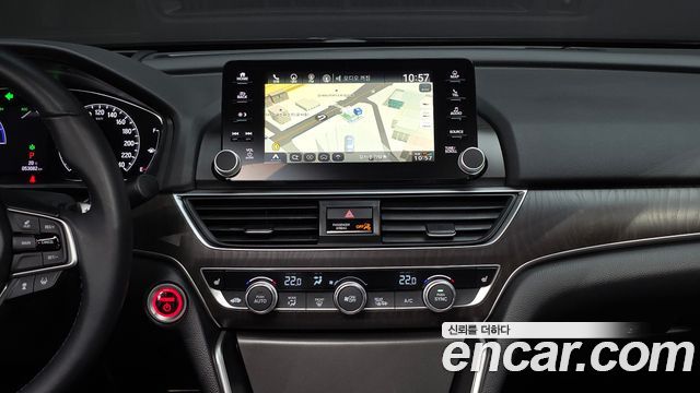 Honda Accord (X) 2.0 Hybrid Touring 2019 — фото 19