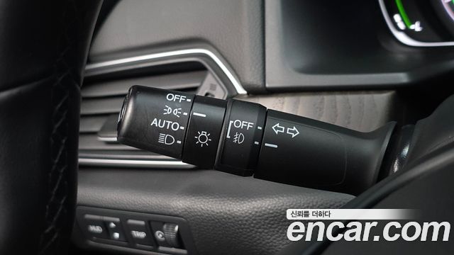 Honda Accord (X) 2.0 Hybrid Touring 2019 — фото 34