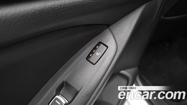 Honda Accord (X) 2.0 Hybrid Touring 2019 — фото 38