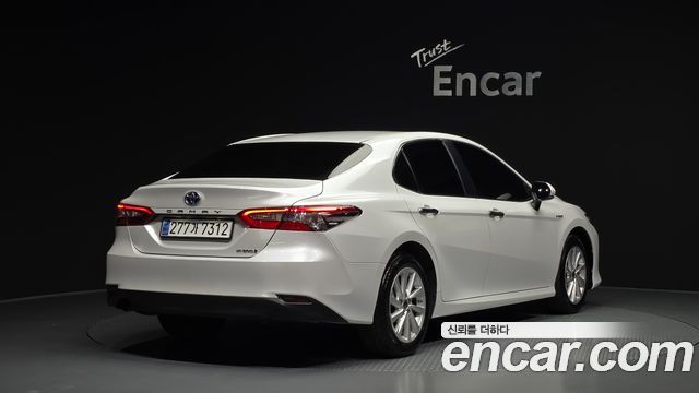 Toyota Camry (XV70) 2.5 LE Hybrid 2024 — фото 2