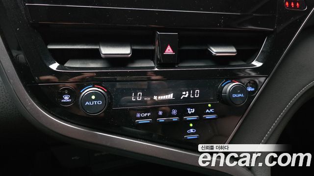 Toyota Camry (XV70) 2.5 LE Hybrid 2024 — фото 15