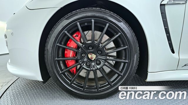 Porsche Panamera 4.8 GTS 970 2013 — фото 5