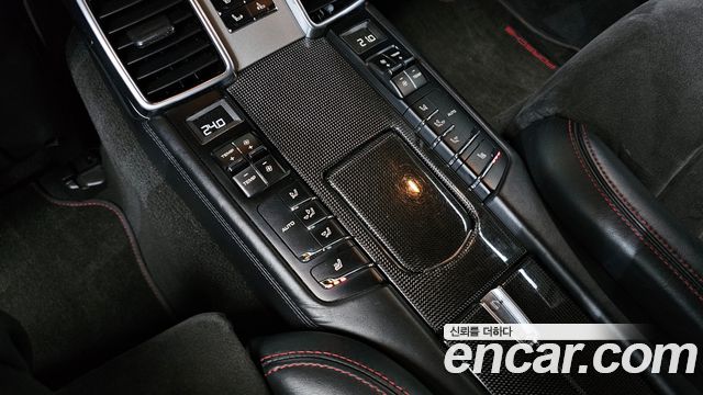 Porsche Panamera 4.8 GTS 970 2013 — фото 18