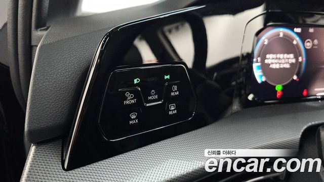 Volkswagen Golf (VIII) 2.0 TDI Prestige 2025 — фото 16