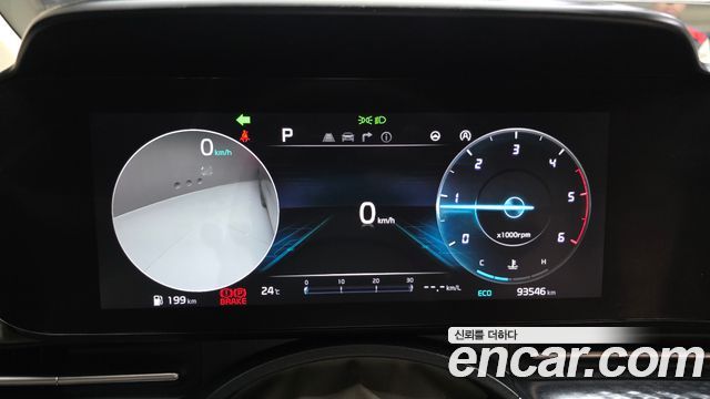 Kia Carnival (IV) Diesel 9-Seater Hi-Limousine Signature 2023 — фото 8