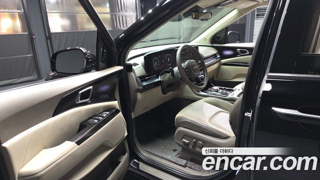 Kia Carnival (IV) Diesel 9-Seater Hi-Limousine Signature 2023 — фото 10
