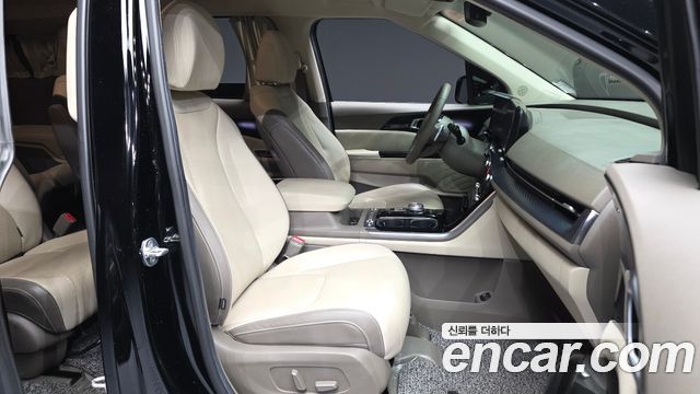 Kia Carnival (IV) Diesel 9-Seater Hi-Limousine Signature 2023 — фото 11