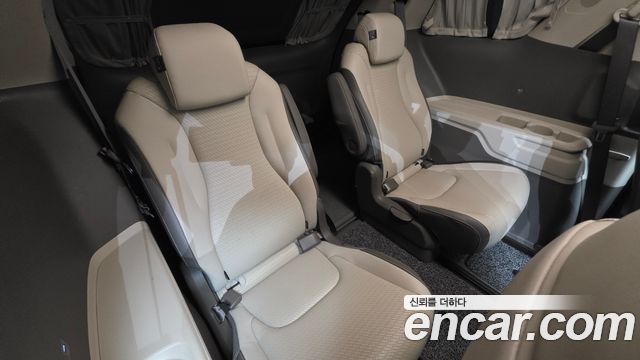 Kia Carnival (IV) Diesel 9-Seater Hi-Limousine Signature 2023 — фото 19