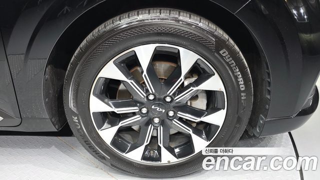 Kia Carnival (IV) Diesel 9-Seater Hi-Limousine Signature 2023 — фото 21