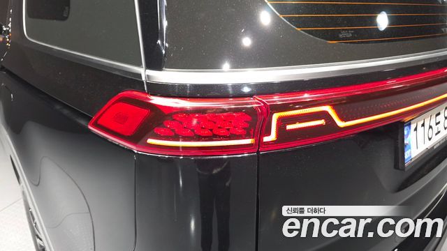 Kia Carnival (IV) Diesel 9-Seater Hi-Limousine Signature 2023 — фото 23