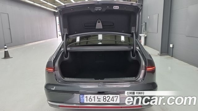 Hyundai Grandeur (GN7) 2,5 Gasoline 2WD Premium 2023 — фото 15