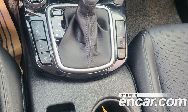 Kia Seltos Gasoline 1.6 Turbo 2WD Prestige 2022 — фото 9