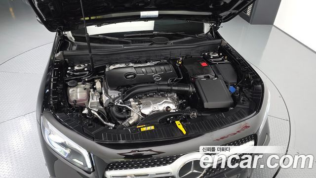 Mercedes-Benz GLB-Class (X247) GLB250 4MATIC 2023 — фото 6