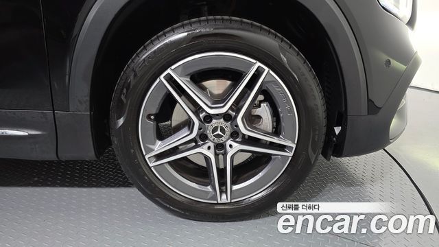 Mercedes-Benz GLB-Class (X247) GLB250 4MATIC 2023 — фото 27