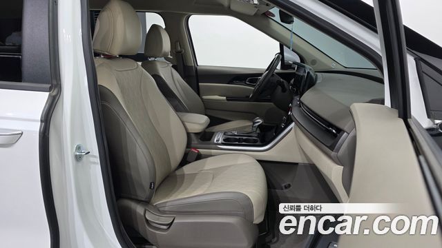 Kia Carnival (IV) Diesel 9-Seater Prestige 2023 — фото 11
