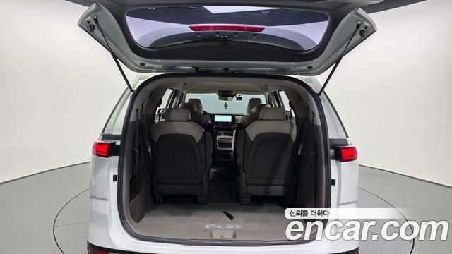 Kia Carnival (IV) Diesel 9-Seater Prestige 2023 — фото 20