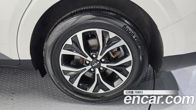 Kia Carnival (IV) Diesel 9-Seater Prestige 2023 — фото 21