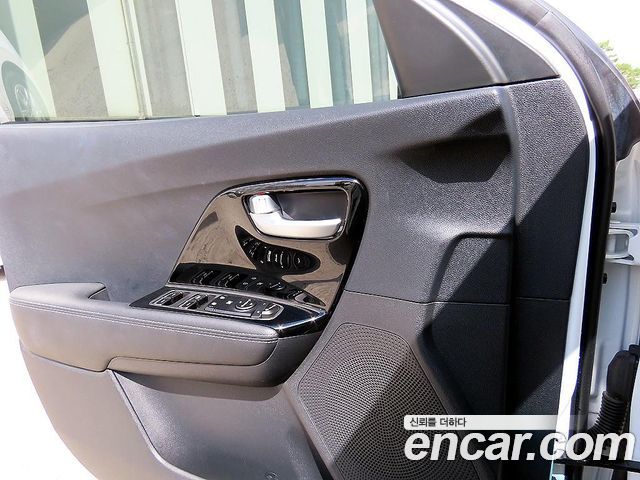 Kia Niro 1.6 HEV Prestige 2021 — фото 15