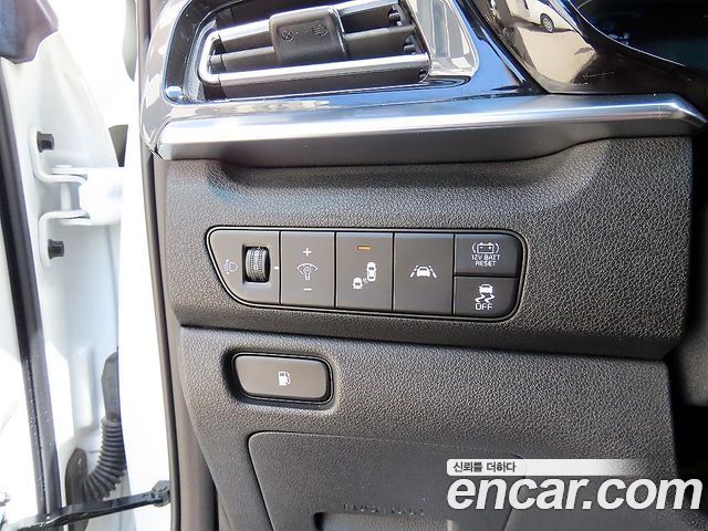 Kia Niro 1.6 HEV Prestige 2021 — фото 16