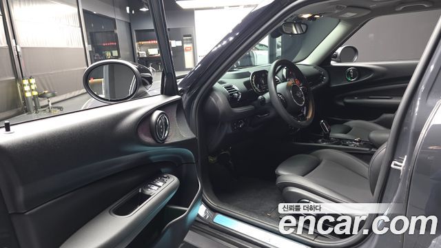 MINI Cooper S Clubman Standard 2nd 2021 — фото 10