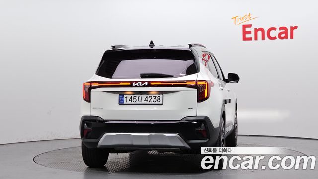 Kia Seltos Gasoline 1.6 Turbo 4WD Signature 2025 — фото 4