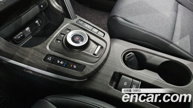 Kia Seltos Gasoline 1.6 Turbo 4WD Signature 2025 — фото 9