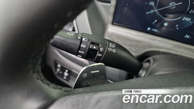Kia Seltos Gasoline 1.6 Turbo 4WD Signature 2025 — фото 19