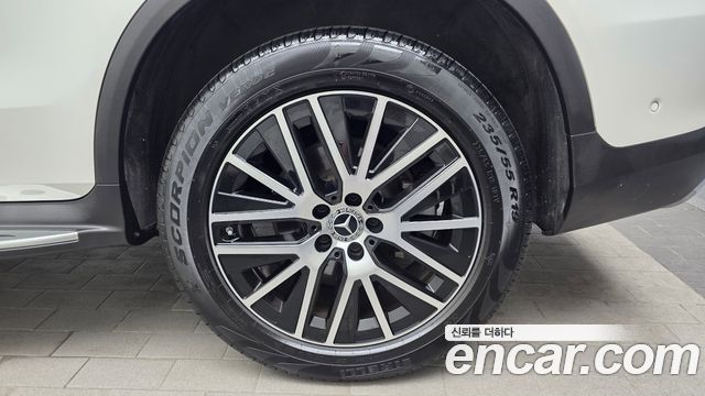 Mercedes-Benz GLC-Class (X253) GLC220 d 4MATIC 2022 — фото 21