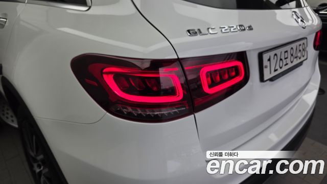 Mercedes-Benz GLC-Class (X253) GLC220 d 4MATIC 2022 — фото 23